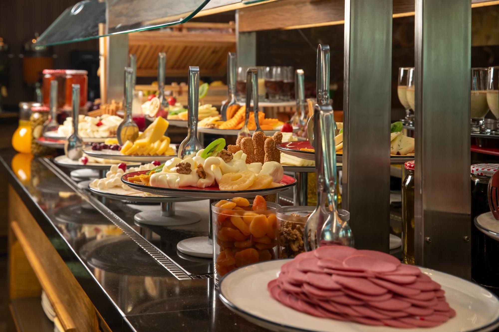 Park Dedeman Mersin Marina Çiftlik 外观 照片