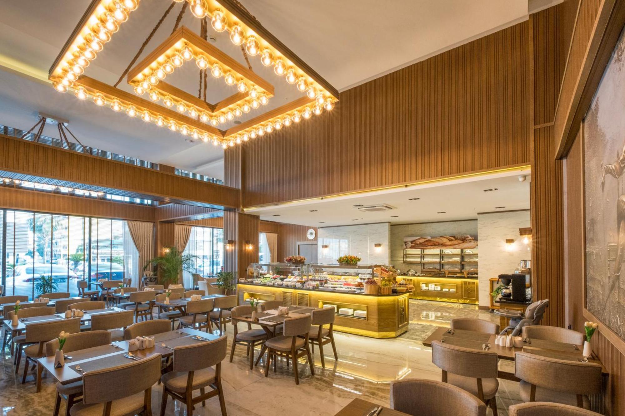 Park Dedeman Mersin Marina Çiftlik 外观 照片